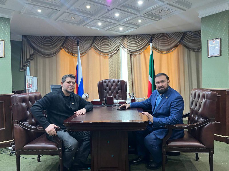 Рабочая встреча в кабинете